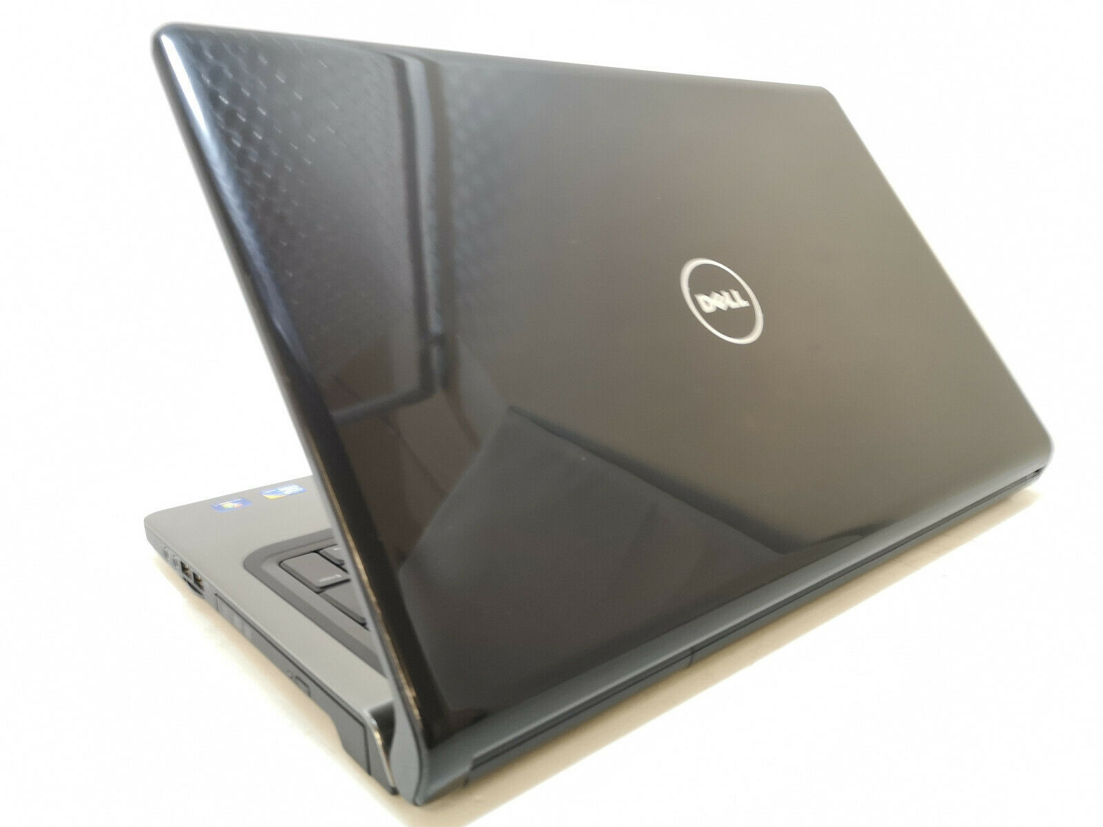 Refurbished Dell Inspiron 1764 Laptop PC